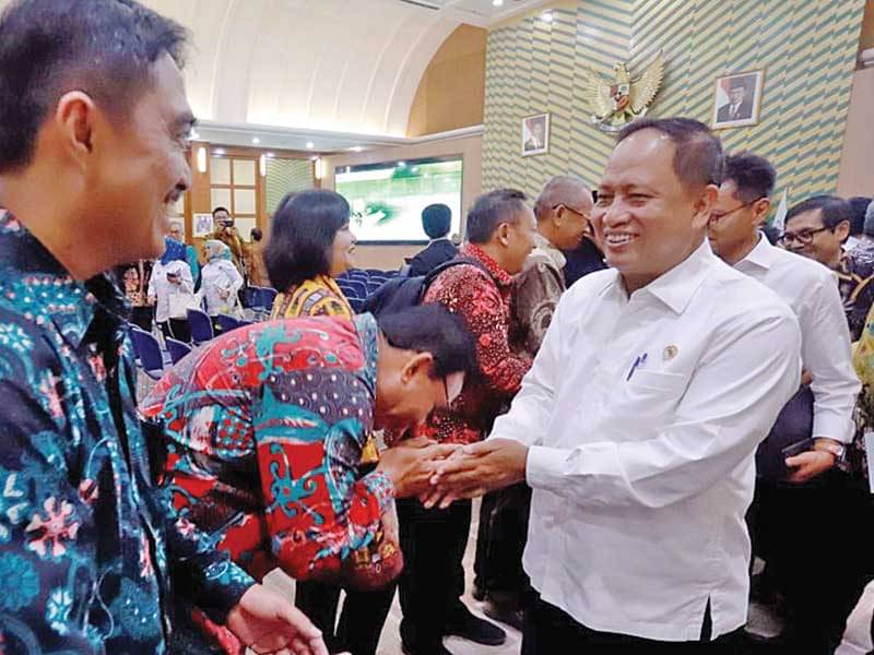 Menteri Riset, Teknologi, dan Pendidikan Tinggi (Menristek-Dikti) Mohamad Nasir berpamitan kepada para rektor perguruan tinggi se-Indonesia.