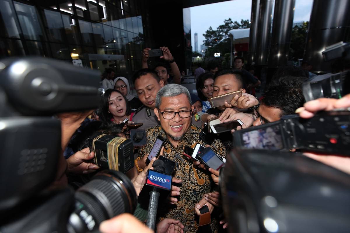 Mantan Gubernur Jabar Aher Penuhi Panggilan KPK