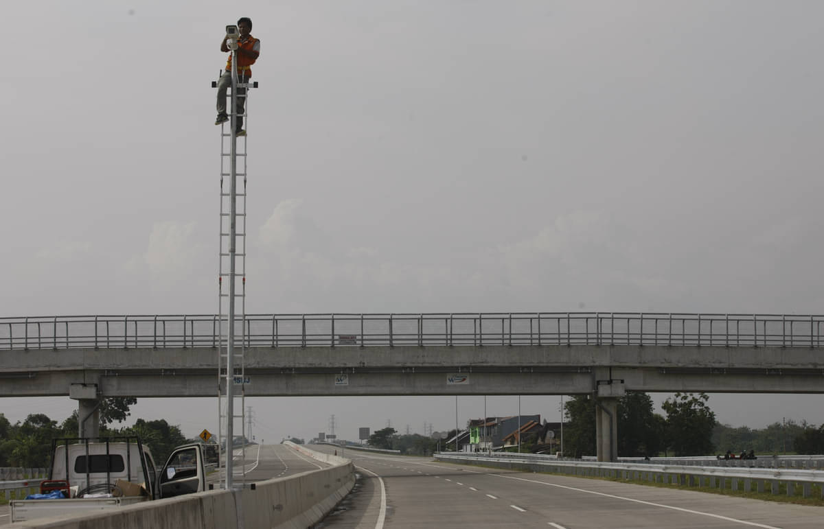Perbaiki CCTV 