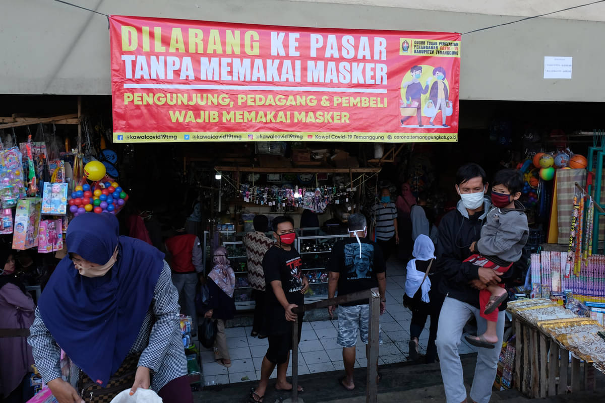 Pasar Ngadirejo Temanggung, salah satu episentrum penyebaran covid-19.