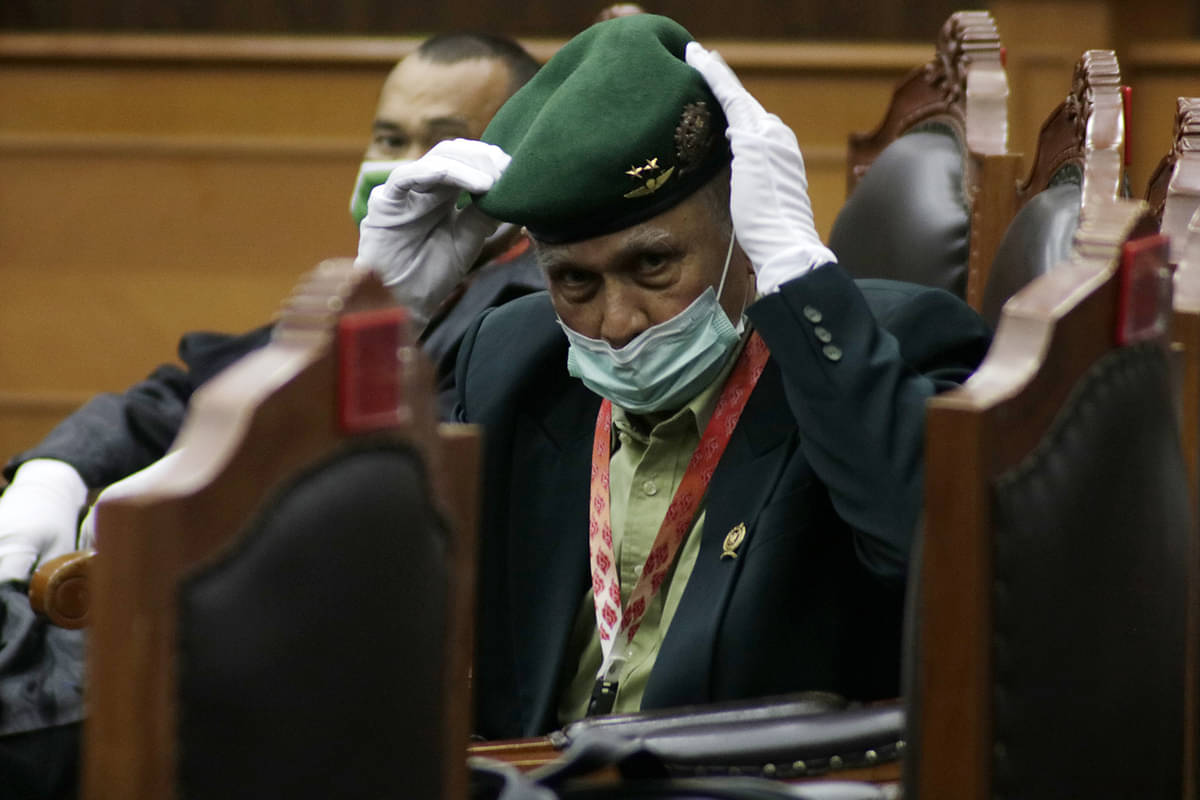Mayjen TNI (Purn) Kivlan Zen