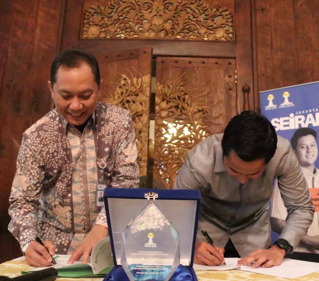  Ketua Umum BPD Hipmi Jaya Sona Maesana dan Direktur Utama PT Food Station Tjipinang Jaya Pamrihadi Wiraryo menandatangani Mou, Senin (6/12)