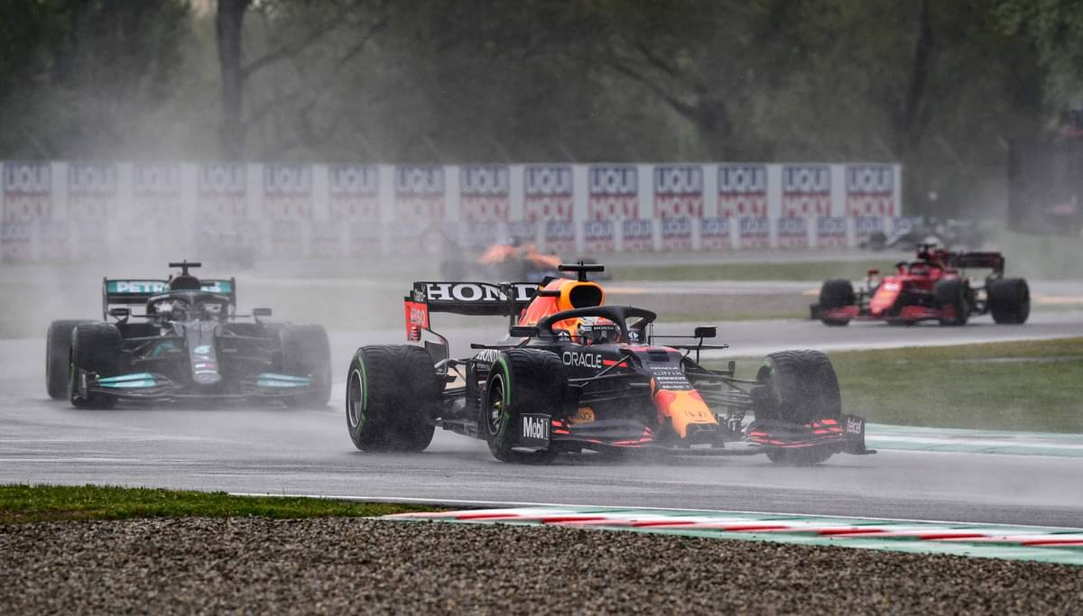 Aksi para pembalap Formula 1 di GP Emilia Romagna di Sirkuit Internasional Enzo e Dino Ferrari di Imola, Italia.