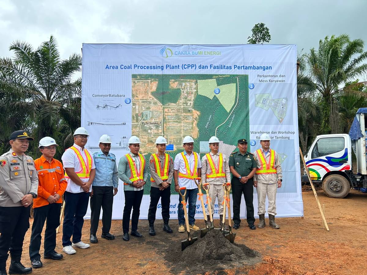 CEO Bomba Grup Todotua Pasribu dan jajaran direksi serta Forkopimda Kabupaten Muara Enim, seusai Ground Breaking Pembangunan Coal Processing