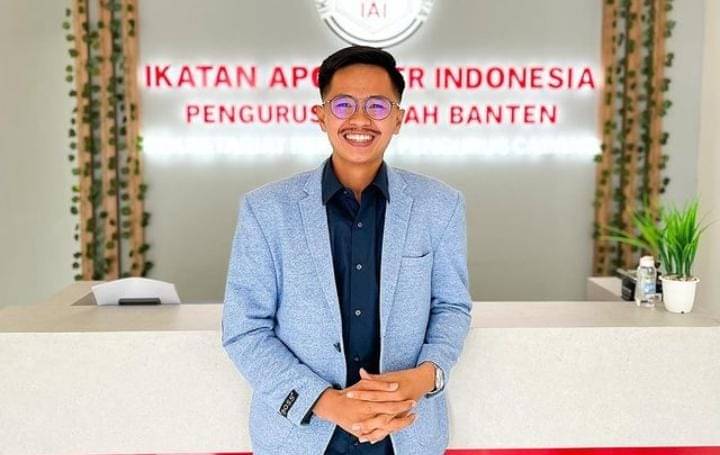 Apoteker Faqih Difran Hanif yang juga telah dikenal sebagai kreator konten.