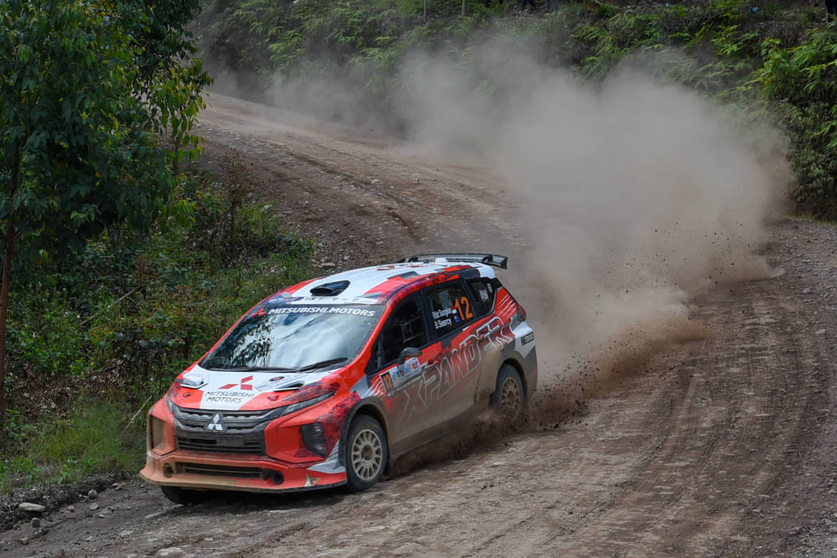 Pembalap melaju dalam Asia Pacific Rally Championship (APRC) 2022 di kawasan Hutan Tanaman Industri TPL Sektor Aek Nauli, Simalungun, Sumut