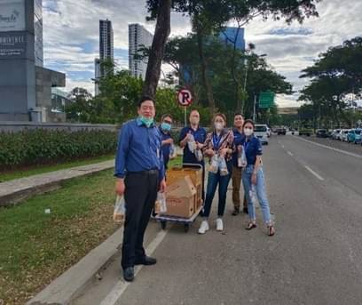  Omega Hotel Jakarta mengadakan program 
