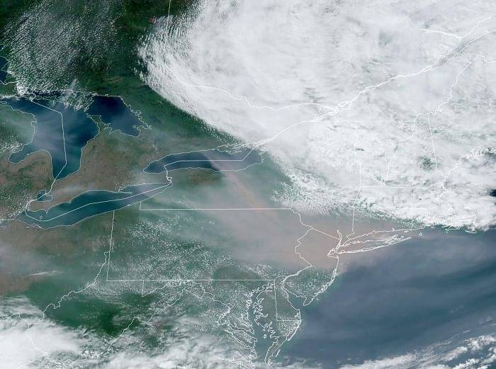 Citra satelit yang menggambarkan Kebakaran hutan Kanada di Pantai Timur AS, pada 7 Juni 2023