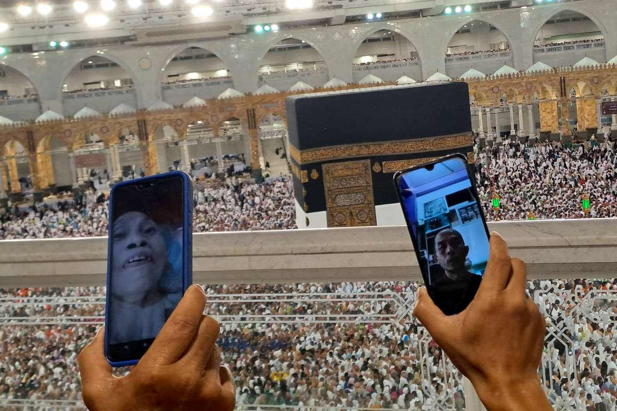 LARANGAN SELFIE: PPIH mengimbau jemaah haji asal Indonesia untuk tidak berswafoto saat di Masjidil Haram sesuai ketentuan otoritas Saudi