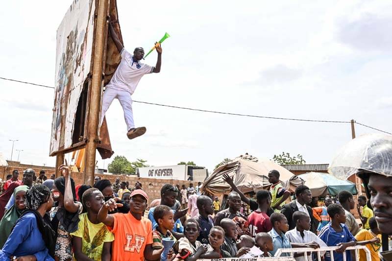 Demo di Niger Mendekati Batas Waktu Dekat untuk Kepergian Prancis