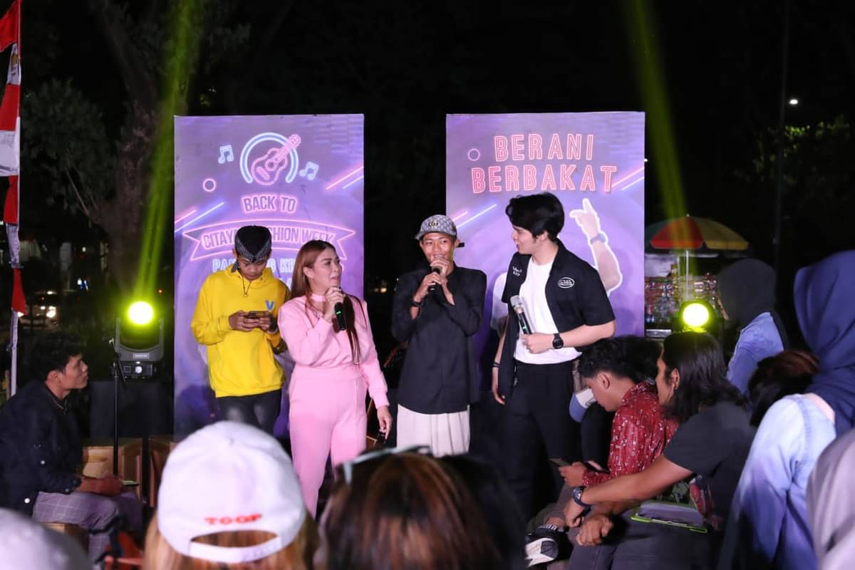 Back To CItayam Fashion Week Berikan Panggung untuk Musisi Jalanan