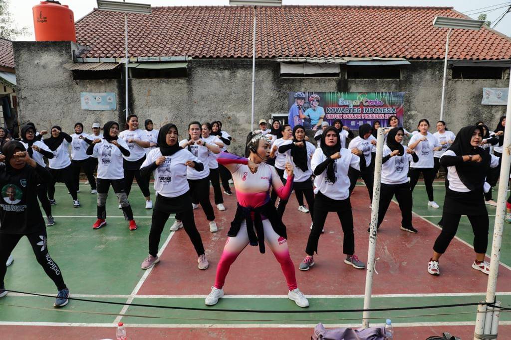 Senam aerobik yang digelar Kowarteg di Tangsel
