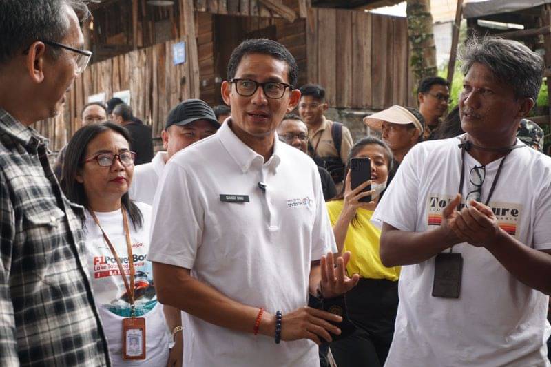 Menteri Pariwisata dan Ekonomi Kreatif