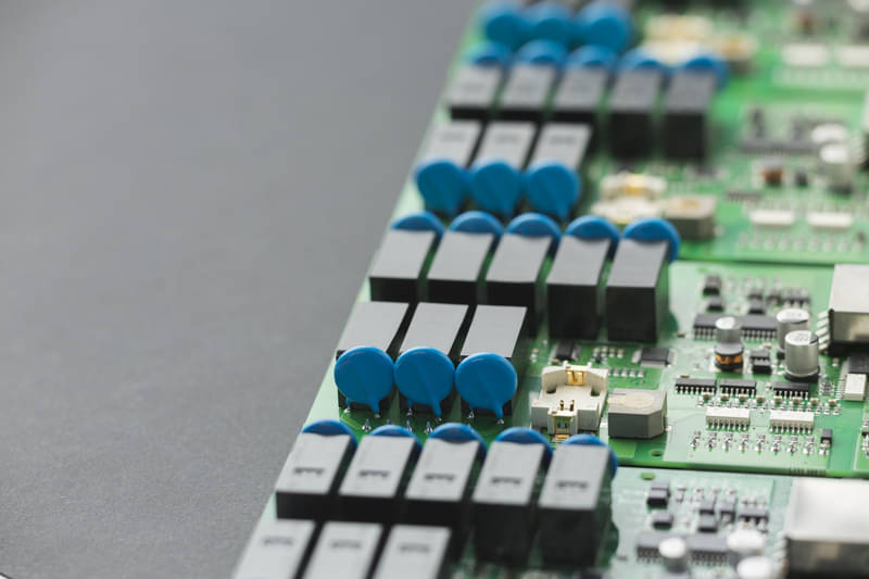 Ilustrasi perangkat Polychlorinated Biphenyls (PCBs)