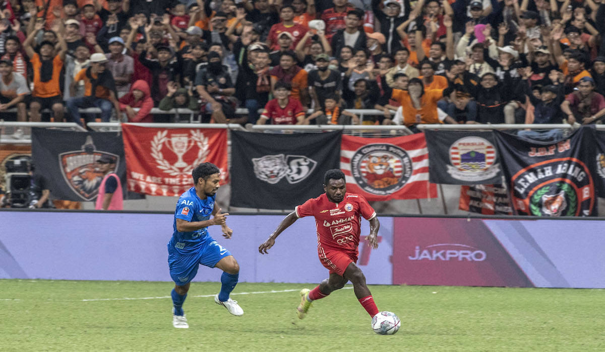 Rumput Stadion JIS