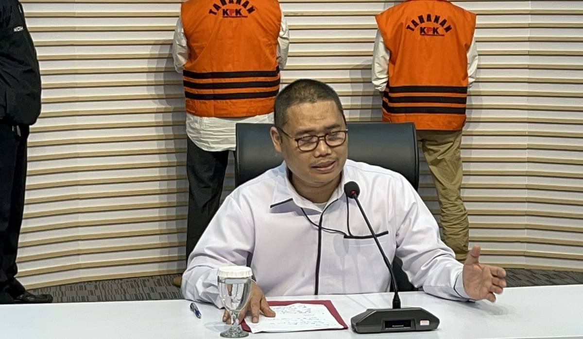 Direktur Penyidikan KPK Asep Guntur