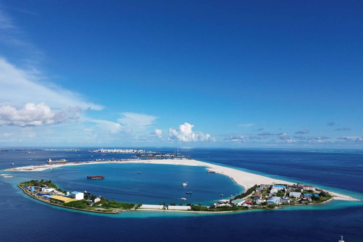 Presiden Maladewa Mohamed Muizzu akan membangun pulau yang lebih tinggi untuk menghadang kenaikan permukaan air laut.