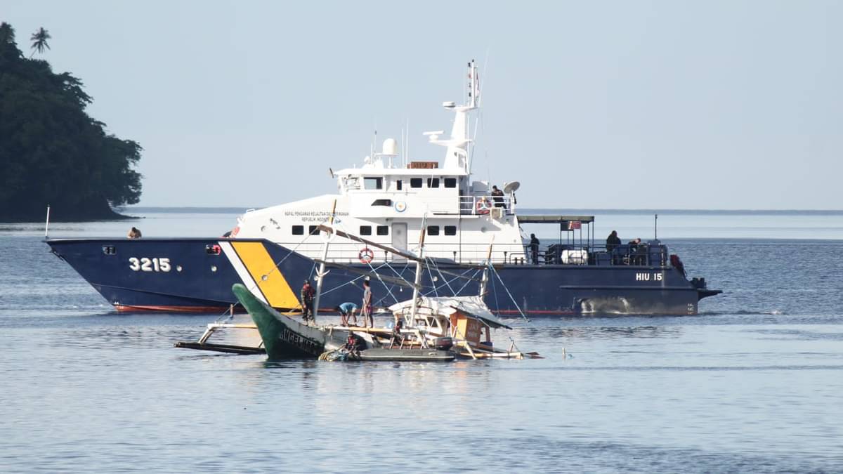 KKP berhasil menangkap satu unit kapal asing pencuri ikan berbendera Filipina di perairan Indonesia.