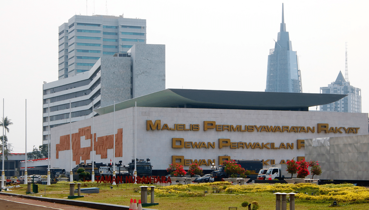 Gedung DPR/MPR di Senayan, Jakarta.