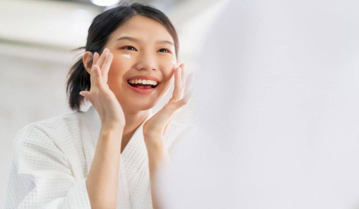 ERHA lakukan launching eksklusif produk Acneact Trial Kit di Shopee