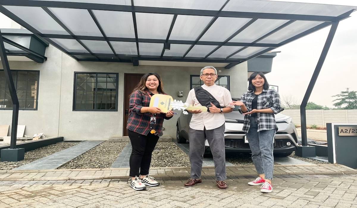 Synthesis Huis mulai serah terima unit