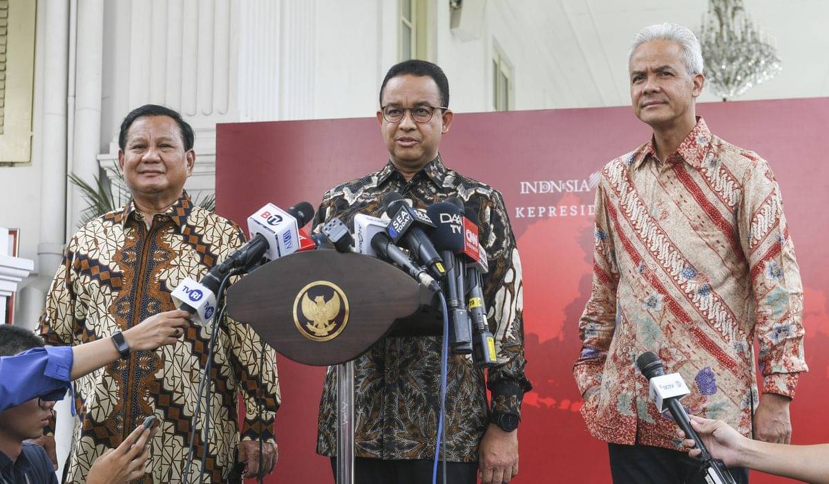 Calon presiden Anies Baswedan (tengah), Ganjar Pranowo (kanan) dan Prabowo Subianto (kiri) 