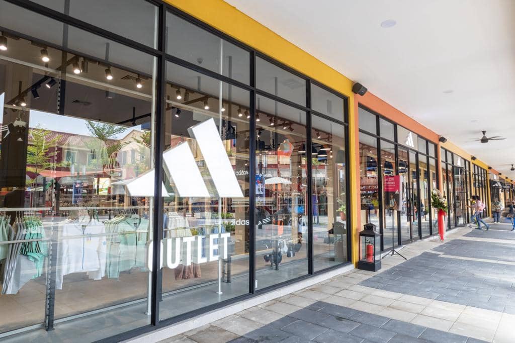 adidas acienda outlet