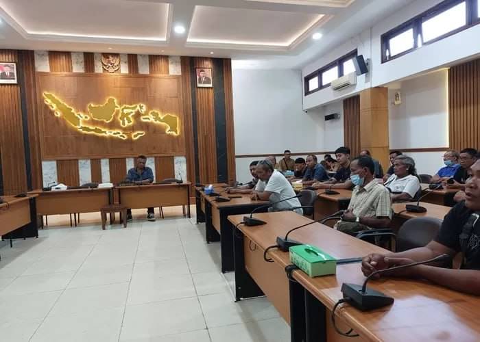 DPRD Klungkung Minta Penjelasan Soal Naiknya Retribusi Pasar