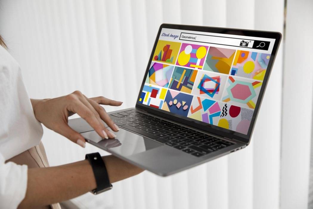 Berikut tips untuk merawat laptop agar tetap awet saat digunakan dalam waktu panjang, lakukan beberapa hal ini secara rutin dan teliti