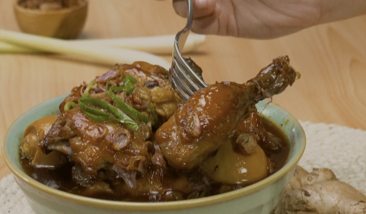 Resep semur ayam enak dan gurih