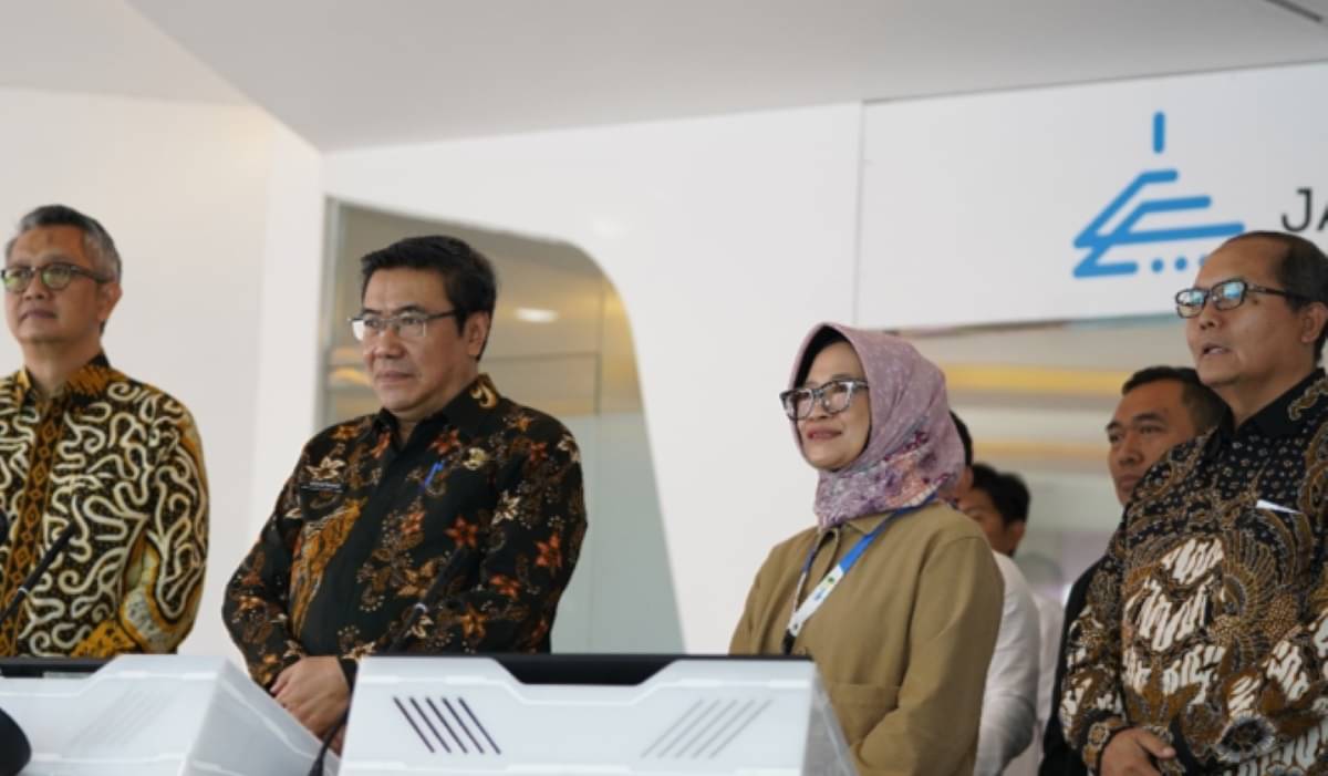 Talenta digital melalui program pendidikan yang berkesinambungan merupakan langkah strategis dan penting.
