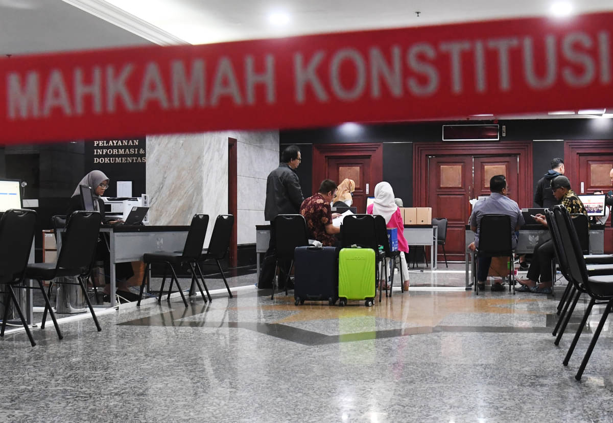 Suasana layanan penerimaan pengajuan permohonan perkara Perselisihan Hasil Pemilihan Umum (PHPU) 2024