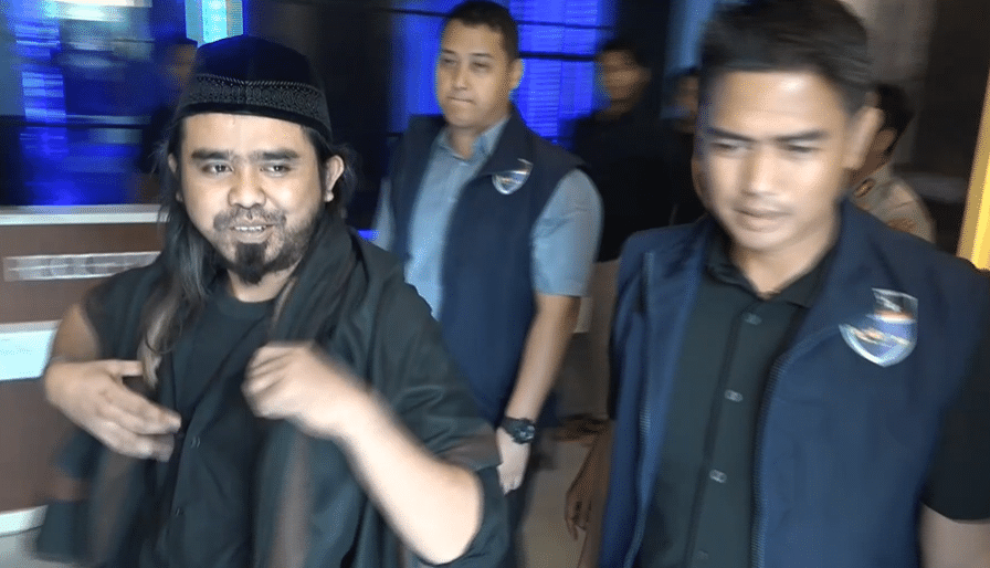 Gus Samsudin Jadab ditetapkan sebagai tersangka kasus membuat konten tukar pasangan