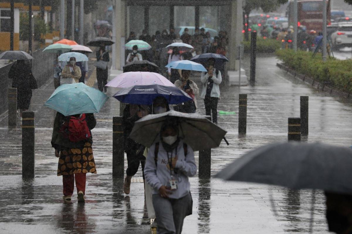Cuaca Jakarta 13 Maret: Hujan Merata pada Pagi dan Sore
