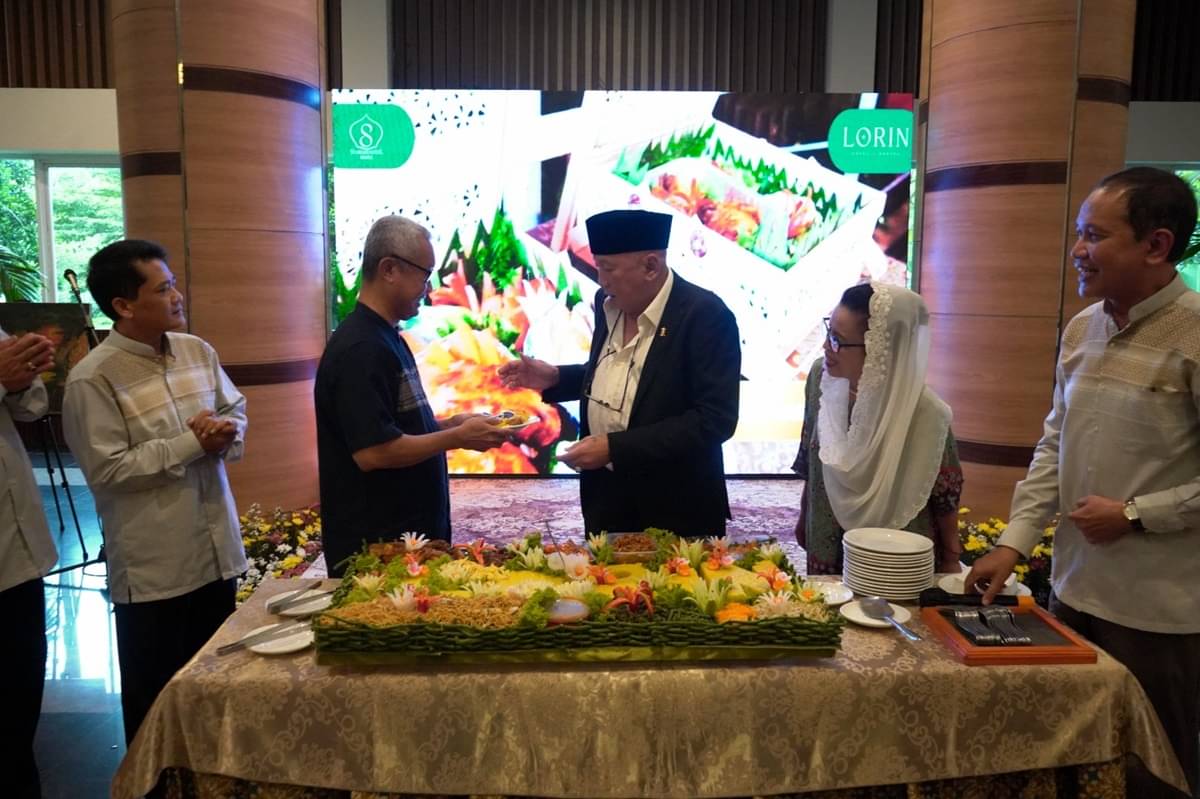 H Tinton Soeprapto Owner dan Komisaris Lorin Sentul Hotel & Syariah Hotel Sentul dan Hery Santoso, GM Lorin Sentul Hotel & Syariah Hotel