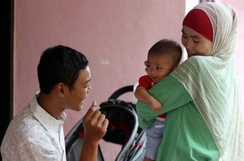 Ilustrasi mengasuh anak