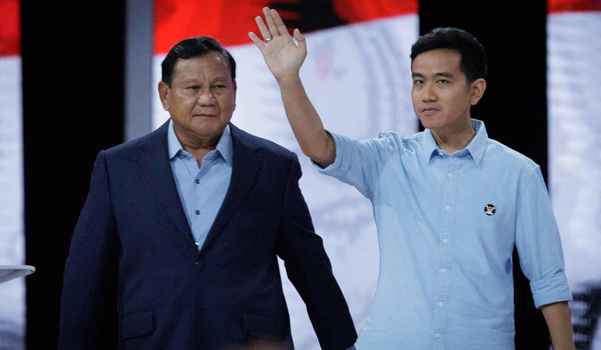 Prabowo Subianto (kiri) dan Gibran Rakabuming Raka.