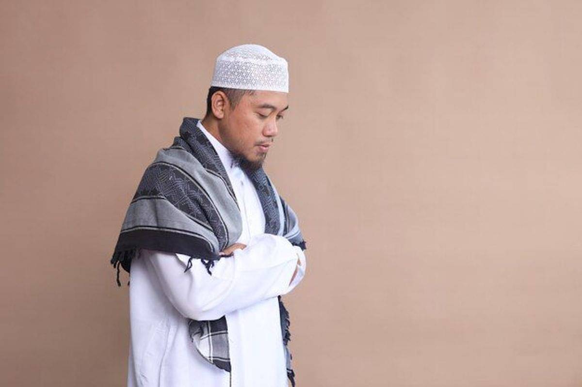 Doa Iftitah dalam Bacaan Rumi atau Salat