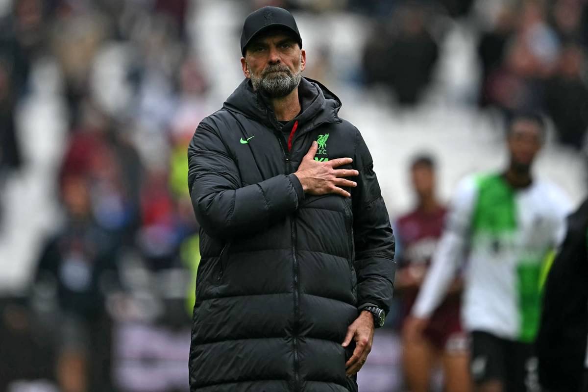 Liverpool mengalami ujian serius dalam upaya meraih gelar Liga Primer Inggris setelah bermain imbang 2-2 melawan tuan rumah, West Ham. 