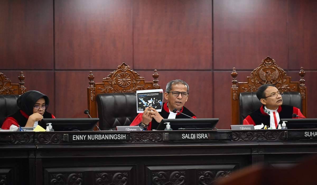 Hakim Konstitusi Saldi Isra beberkan alasan disneting opinion yang Ia kemukakan
