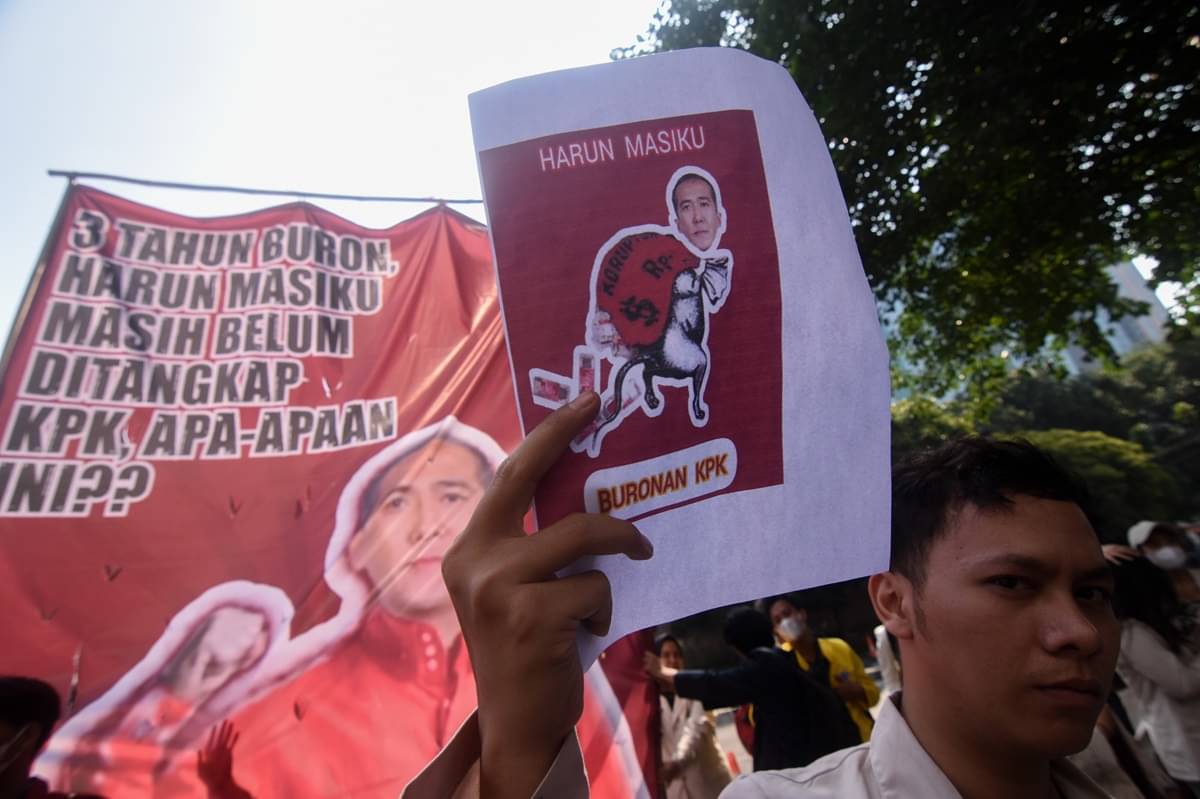 KPK sedang menunggu untuk menambah saksi dalam kasus suap pergantian antarwaktu (PAW) anggota DPR yang melibatkan Harun Masiku. 
