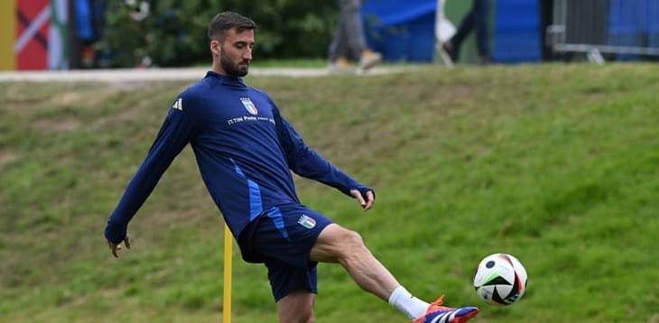 Bryan Cristante, salah seorang gelandang serang Italia