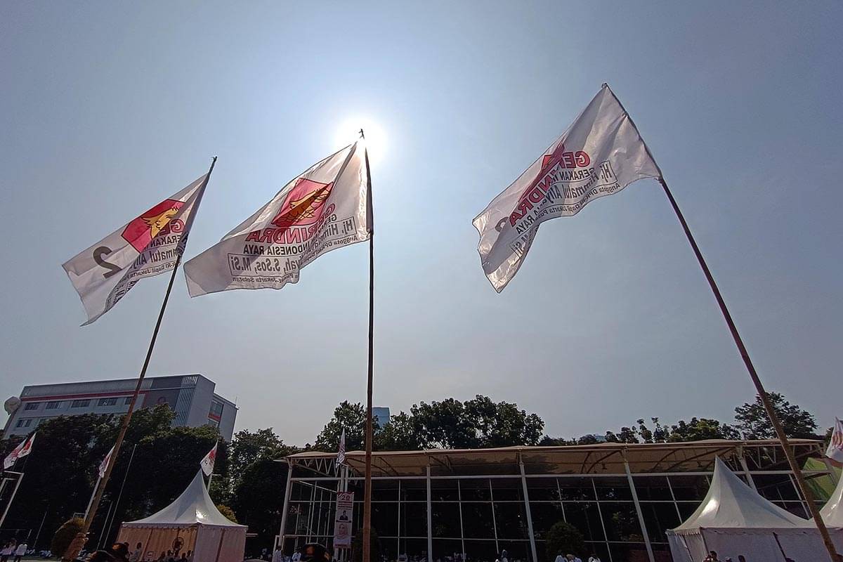 Bendera Gerindra.
