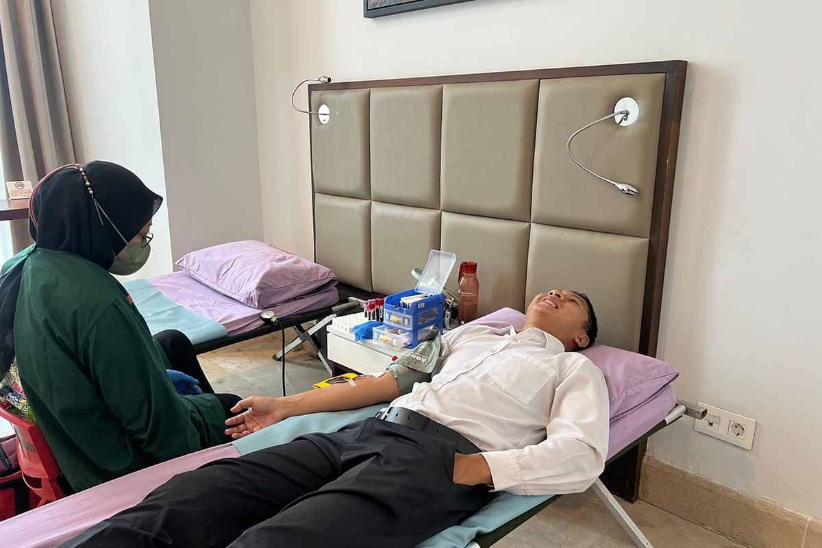 Oakwood Suites La Maison Jakarta bermitra dengan Palang Merah Indonesia (PMI) menyelenggarakan kegiatan donor darah.
