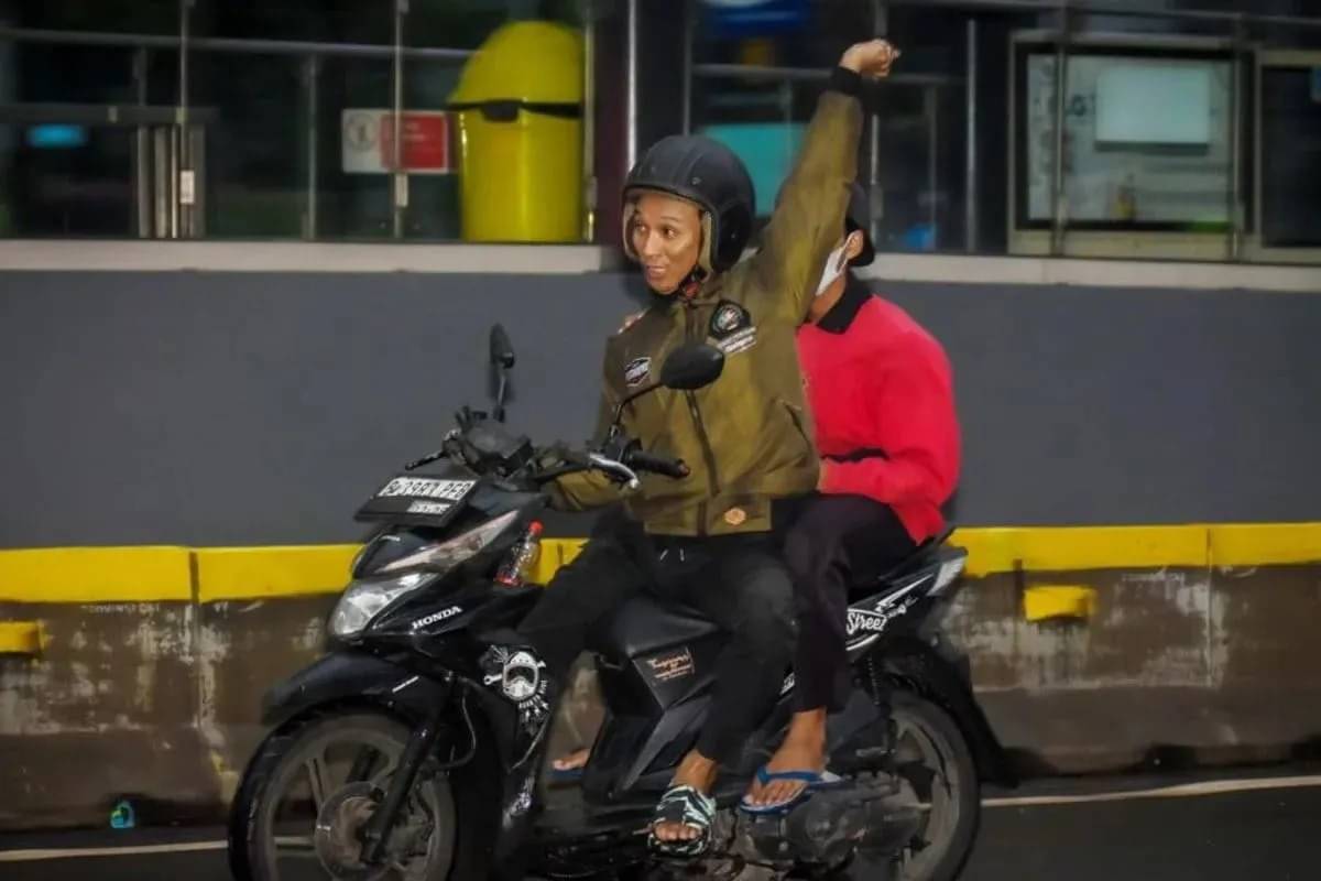 Pelaku penjambretan di CFD Jalan Jenderal Sudirman-MH Thamrin, Jakarta Pusat, Minggu (16/6/2024).