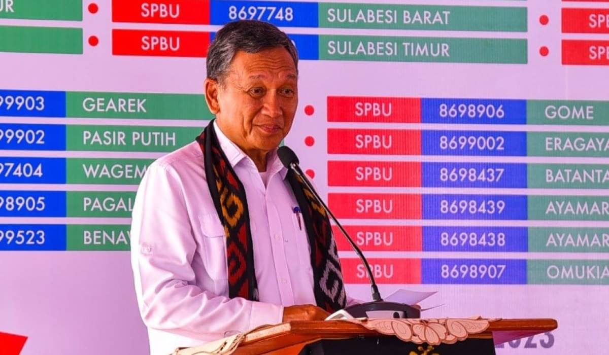 Arifin Tasrif.