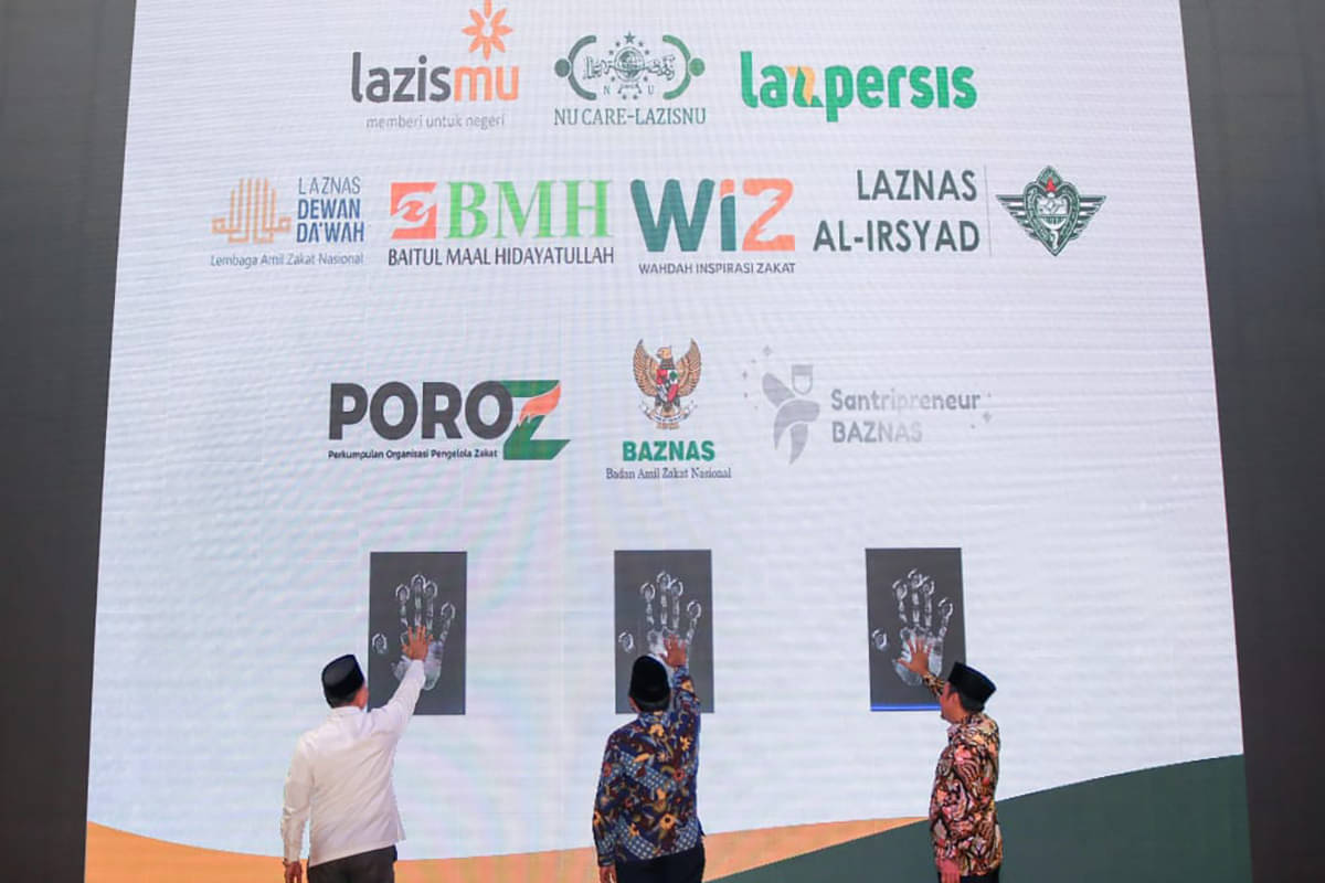 Baznas dan Poroz memberdayakan mustahik, salah satunya melalui pendistribusian Program ZAuto untuk 133 penerima manfaat di Jabodetabek.