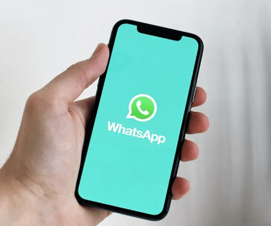 Ilustras WhatsApp