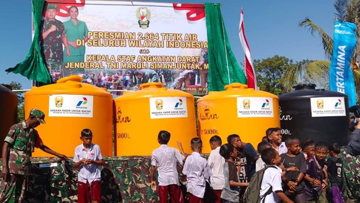 KSAD Jenderal Maruli Simanjuntak meresmikan pengoperasian 2.664 titik air atau sumur bor di seluruh Indonesia, termasuk 389  titik di NTT