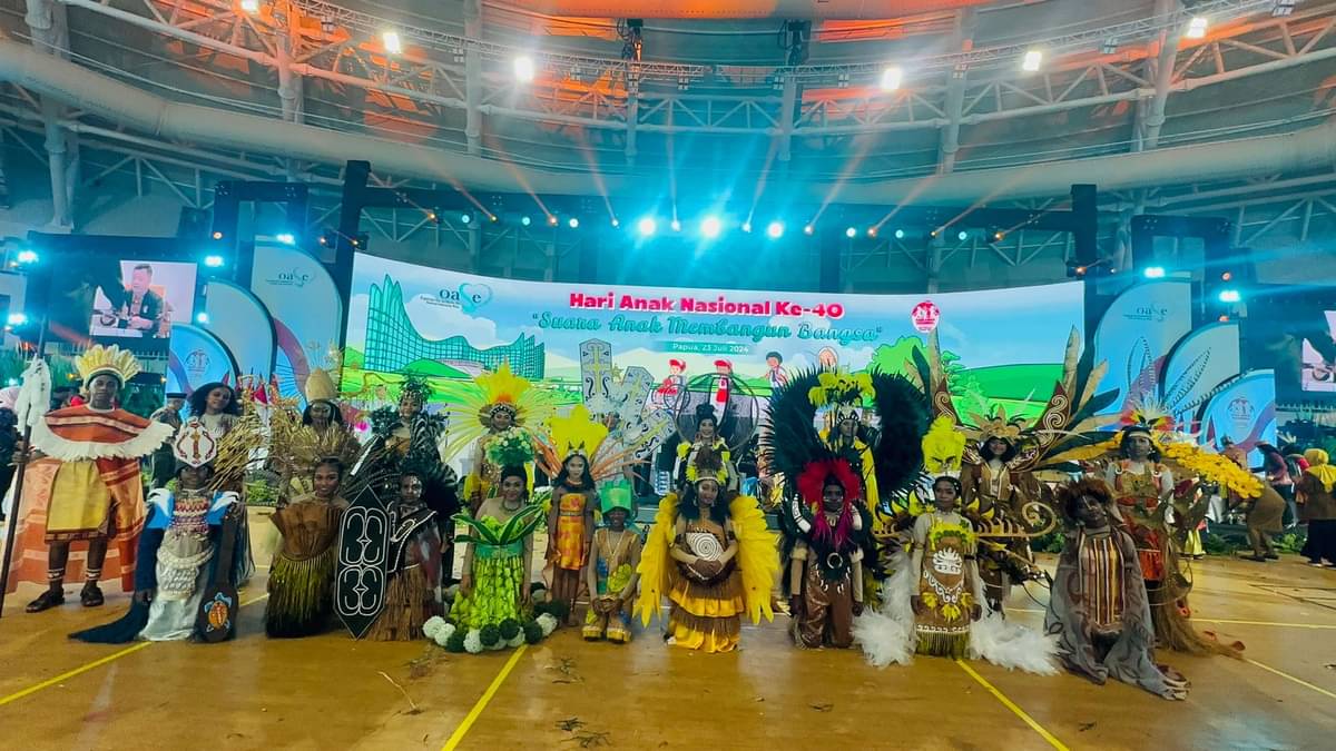 Aksi fashion show Papua Youth Creative Hub di perayaan Hari Anak Nasional buat Jokowi kagum